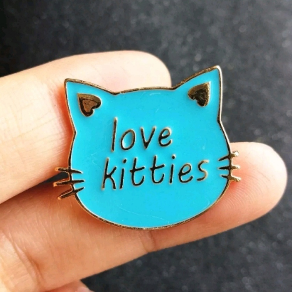 1LEFT 🎀3/$22🎀 Love Kitties | Pin - Picture 2 of 5